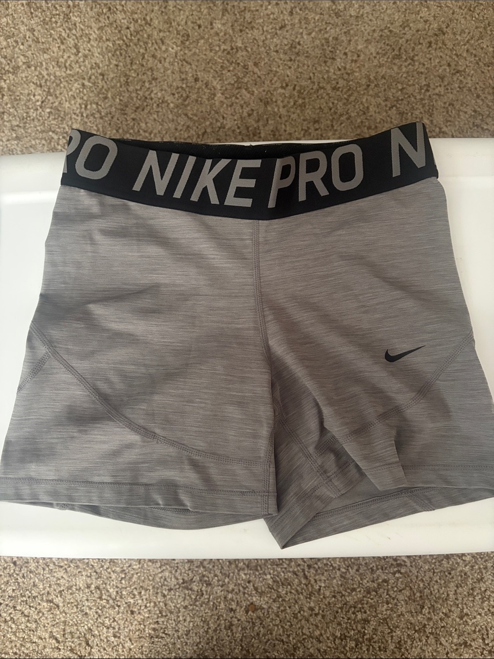 Women’s Nike Pro Women's Gray Spandex Athletic Shorts Size Large